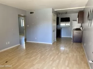 Photo #4: 6237864 Listing