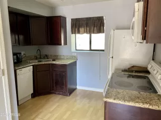 Photo #5: 6237864 Listing