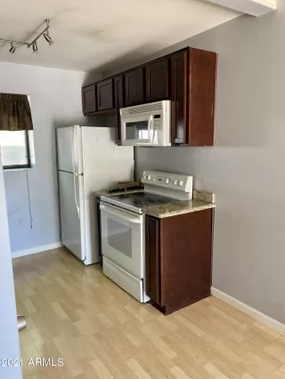 Photo #6: 6237864 Listing