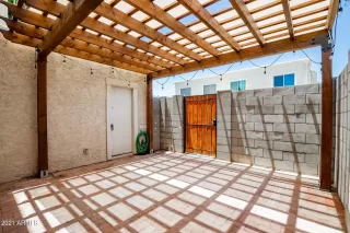 Photo #2: 6237897 Listing 