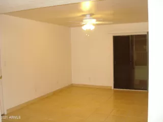 Photo #5: 6237904 Listing