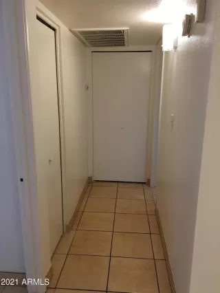 Photo #6: 6237904 Listing