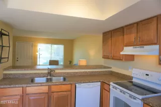 Photo #5: 6237943 Listing 