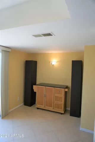 Photo #6: 6237943 Listing 