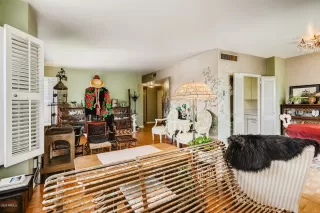 Photo #3: 6237976 Listing