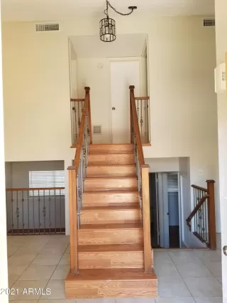 Photo #2: 6238156 Listing