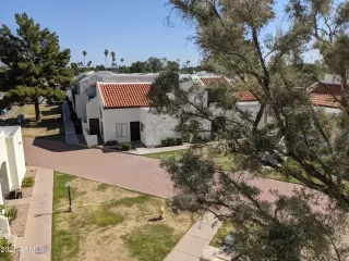 Photo #3: 6238199 Listing