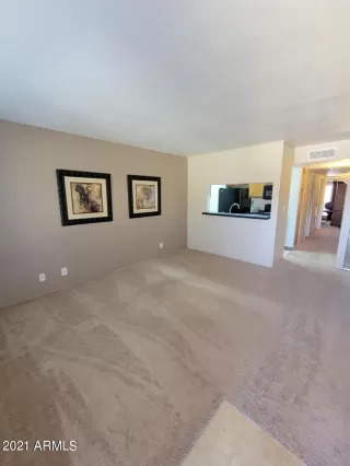 Photo #3: 6238287 Listing