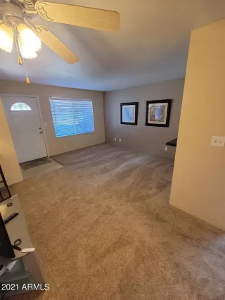 Photo #4: 6238287 Listing