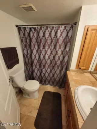 Photo #6: 6238287 Listing