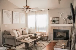 Photo #2: 6238394 Listing