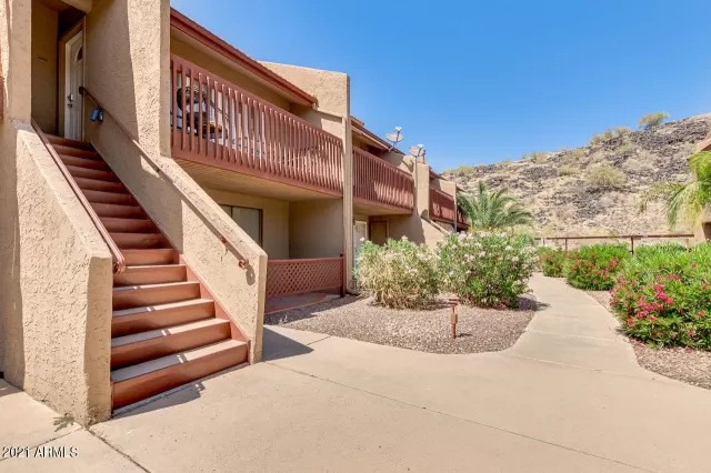 MLS: 6238481 Condo For Sale