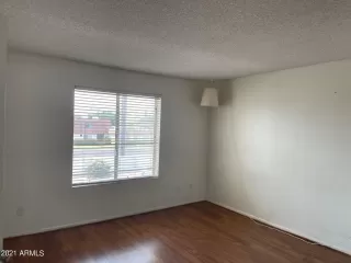 Photo #4: 6238610 Listing