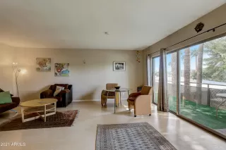 Photo #3: 6238627 Listing