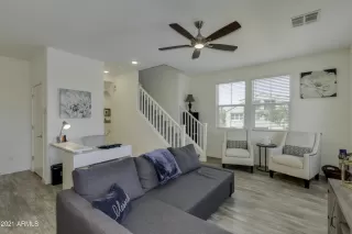 Photo #4: 6238644 Listing