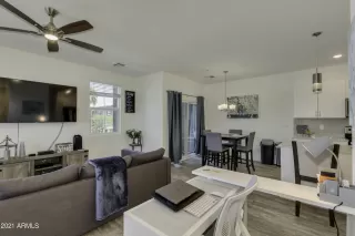 Photo #6: 6238644 Listing