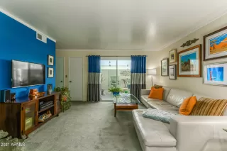 Photo #2: 6238662 Listing 