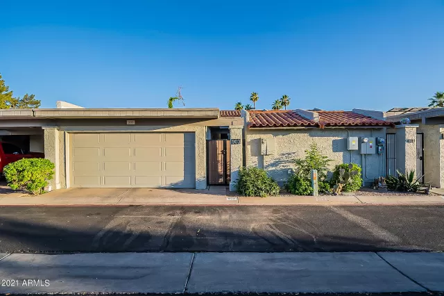 MLS: 6238788 Condo For Sale