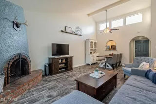 Photo #6: 6238788 Listing