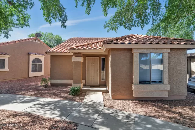 MLS: 6238793 Condo For Sale