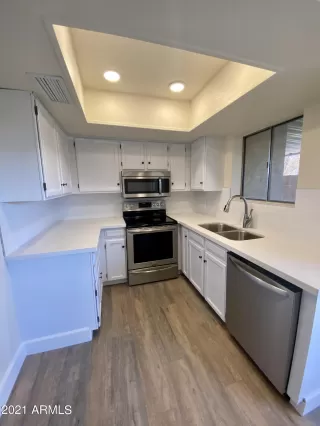 Photo #3: 6238886 Listing 