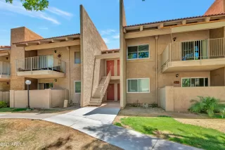 Photo #4: 6238887 Listing