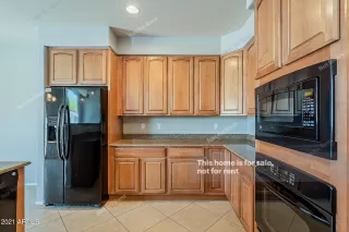 Photo #3: 6239058 Listing 