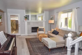 Photo #4: 6239287 Listing