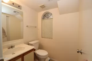 Photo #5: 6239368 Listing