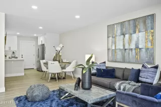 Photo #3: 6239381 Listing 