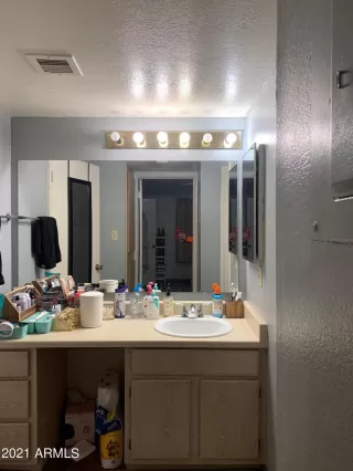 Photo #3: 6239401 Listing 