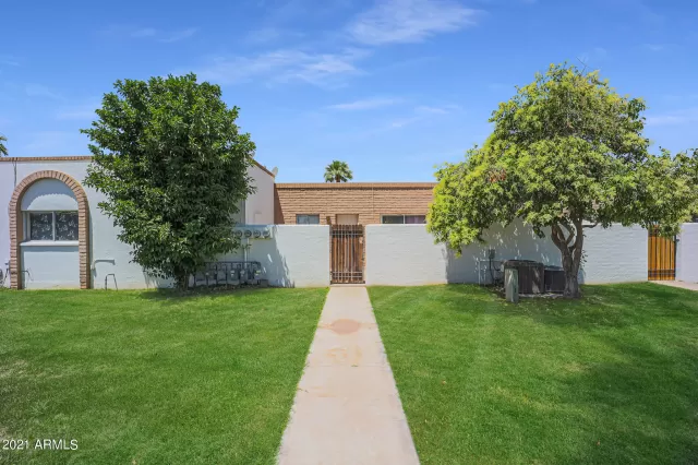 MLS: 6239406 Condo For Sale