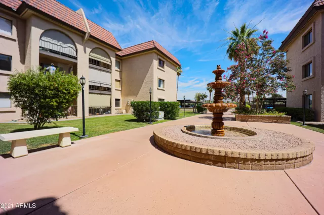 MLS: 6239437 Condo For Sale