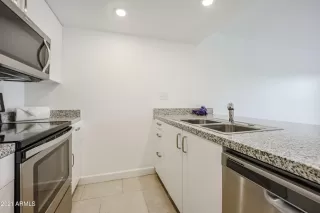 Photo #5: 6239437 Listing 