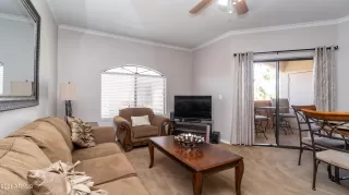 Photo #4: 6239528 Listing