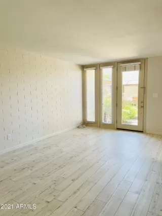 Photo #3: 6239581 Listing 