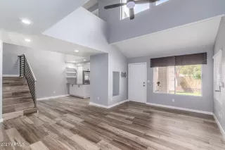 Photo #3: 6239593 Listing