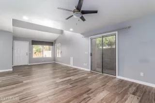 Photo #4: 6239593 Listing