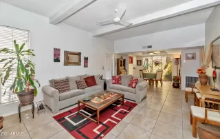 Photo #5: 6239603 Listing