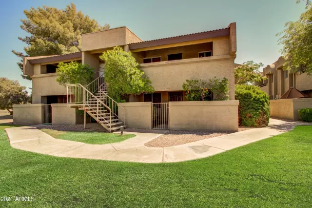 MLS: 6239611 Condo For Sale