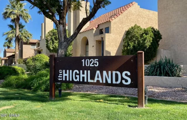 MLS: 6239622 Condo For Sale