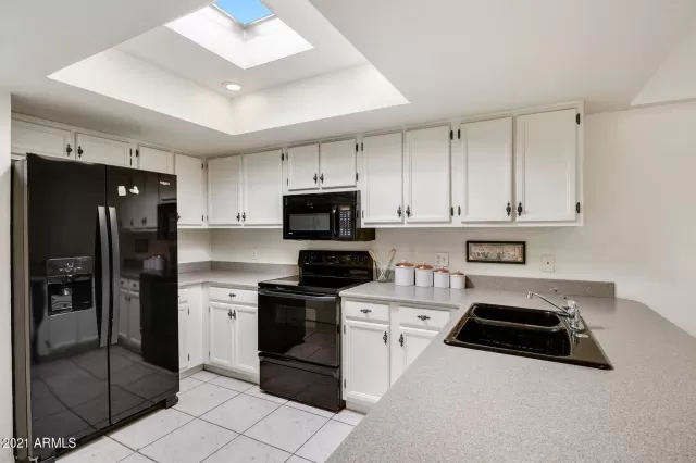 MLS: 6239794 Condo For Sale