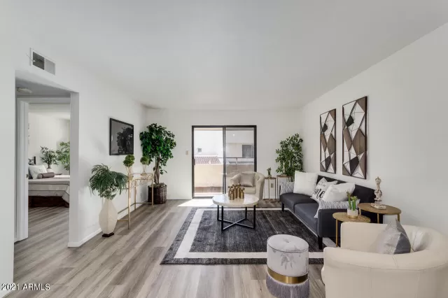 MLS: 6239896 Condo For Sale