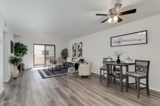 Photo #3: 6239896 Listing