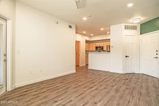 Photo #3: 6239961 Listing 