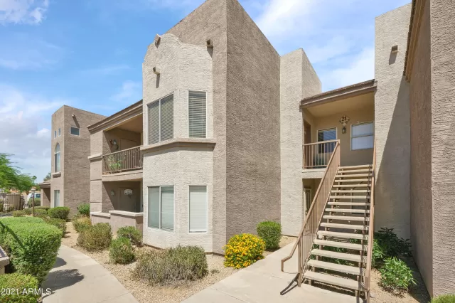 MLS: 6240042 Condo For Sale