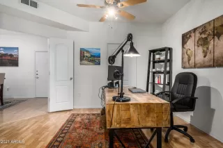 Photo #6: 6240298 Listing 