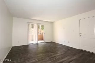 Photo #2: 6240304 Listing