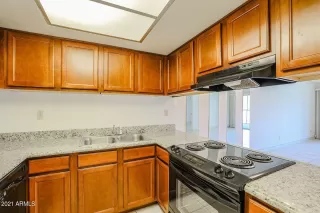 Photo #6: 6240331 Listing 