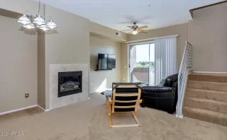 Photo #3: 6240426 Listing